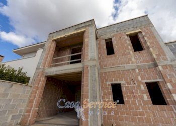 Facciata - Villa via Mazzucchi 1, Tuglie - foto 23