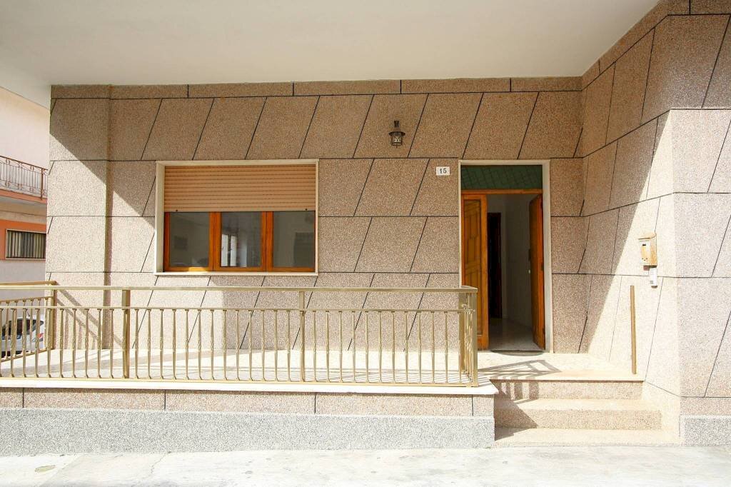 Facciata - Independent house via Gian Lorenzo Bernini, Matino - photo 3