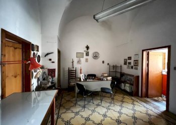Interno non residenziale - Four-room apartment via Vittorio Emanuele III, Parabita - photo 5