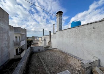 Terrazzo - Four-room apartment via Vittorio Emanuele III, Parabita - photo 24