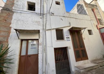 Facciata - Casa indipendente via A. Grasso, Ruffano - foto 1