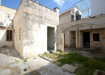 Cortile interno - Independent house via B. Ravenna, Sannicola - photo 7