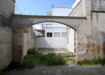 Cortile interno - Independent house via B. Ravenna, Sannicola - photo 12