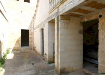 Cortile interno - Independent house via B. Ravenna, Sannicola - photo 16