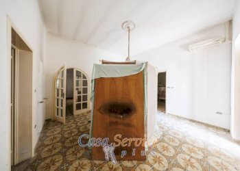 Corridoio - Independent house via Alcide De Gasperi, Melissano - photo 14