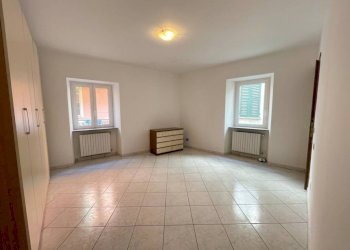 Camera da letto - Appartamento via PITTOR GIANI, San Sebastiano Curone - foto 2