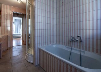 Bagno - Three-room apartment via San Luca, 10, Milano (neighborhood Ticinese) - photo 11