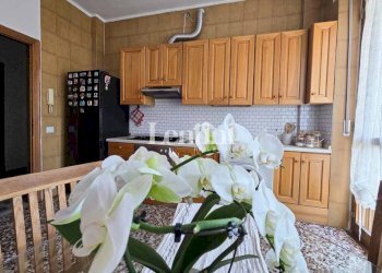 Cucina - Appartamento salita Sant'Anna, Casale Monferrato - foto 10