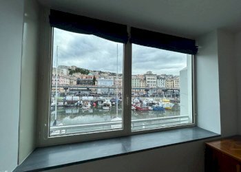 Vista - Three-room apartment Calata Andalò Dinegro, Genova (neighborhood Centro Storico) - photo 11