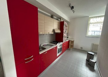 Cucina - Three-room apartment Calata Andalò Dinegro, Genova (neighborhood Centro Storico) - photo 23