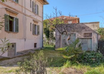 Giardino - Villa viale Cesare Rossi, Fano - photo 37
