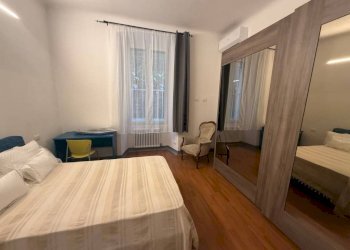 Camera da letto - Appartamento salita San Francesco da Paola, 16, Genova (zona San Teodoro) - foto 1