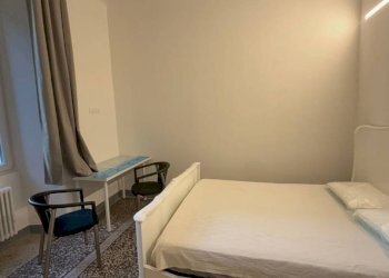 Camera da letto - Appartamento salita San Francesco da Paola, 16, Genova (zona San Teodoro) - foto 3