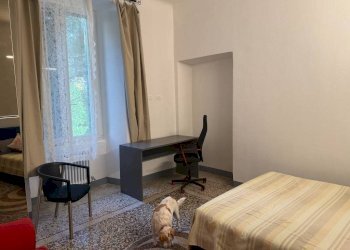 Camera da letto - Appartamento salita San Francesco da Paola, 16, Genova (zona San Teodoro) - foto 7