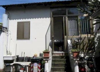 Facciata - Villa all'asta via Vittorio Cuniberti, 65, Torino - foto 1