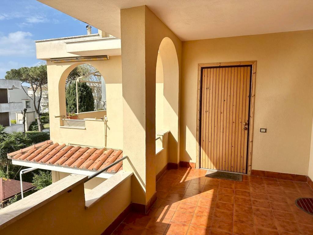 Veranda - Trilocale via Andromaca, 13, Anzio - foto 2