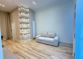 Soggiorno - Loft via Ugo Foscolo, 4/a, Torino (neighborhood San Salvario) - photo 3