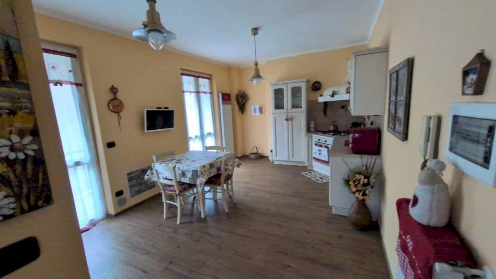 Salone - Appartamento via Liconi, 5, Aosta - foto 1