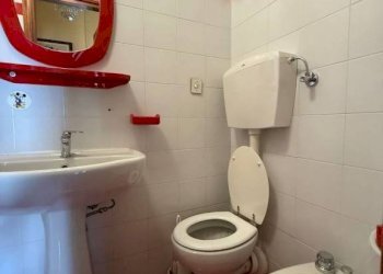 Bagno - Four-room apartment corso Vercelli, 231, Torino (neighborhood Rebaudengo) - photo 25