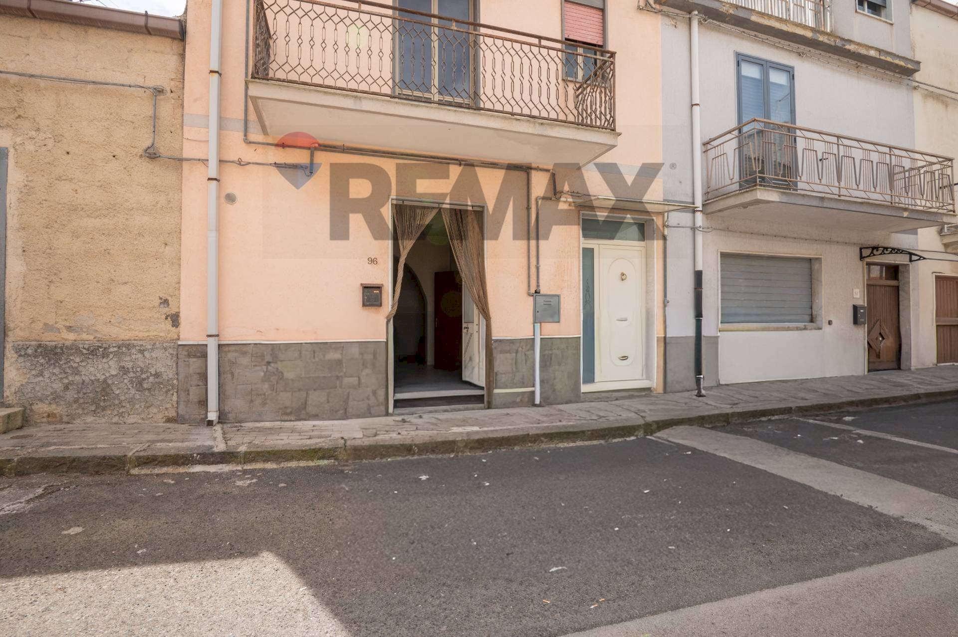 Edificio all\'aperto - Casa indipendente Via Virgilio
96, Grammichele - foto 3