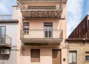 Edificio all\'aperto - Casa indipendente Via Virgilio
 
96, Grammichele - foto 1