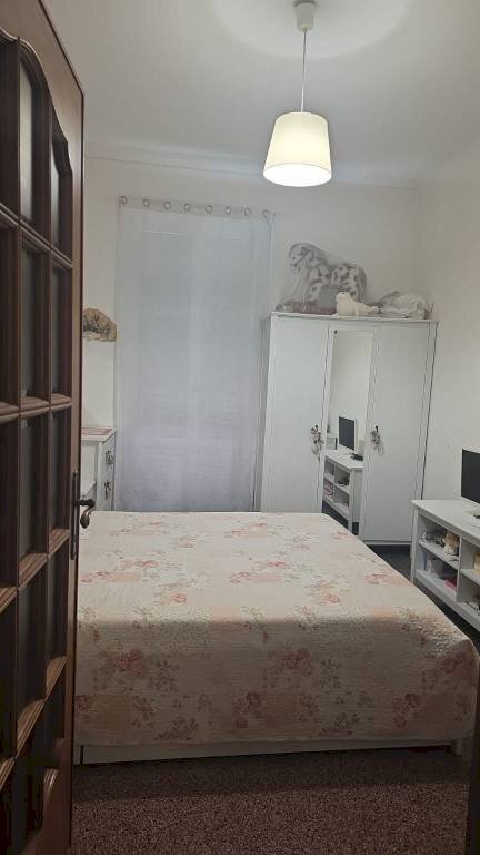Camera da letto - Trilocale via Mario Bercilli, Genova (zona Sampierdarena) - foto 2