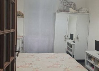 Camera da letto - Trilocale via Mario Bercilli, Genova (zona Sampierdarena) - foto 2