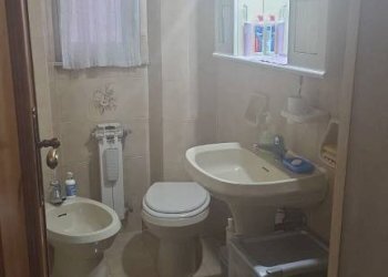 Bagno - Trilocale via Mario Bercilli, Genova (zona Sampierdarena) - foto 16