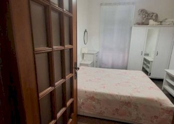 Camera da letto - Trilocale via Mario Bercilli, Genova (zona Sampierdarena) - foto 21