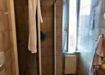 Bagno - Trilocale piazza Errico Petrella, Genova (zona Sampierdarena) - foto 6