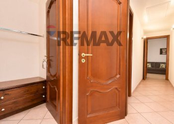 Hall / corridoio - Trilocale Via Cassiopea
 
4, Catania - foto 32