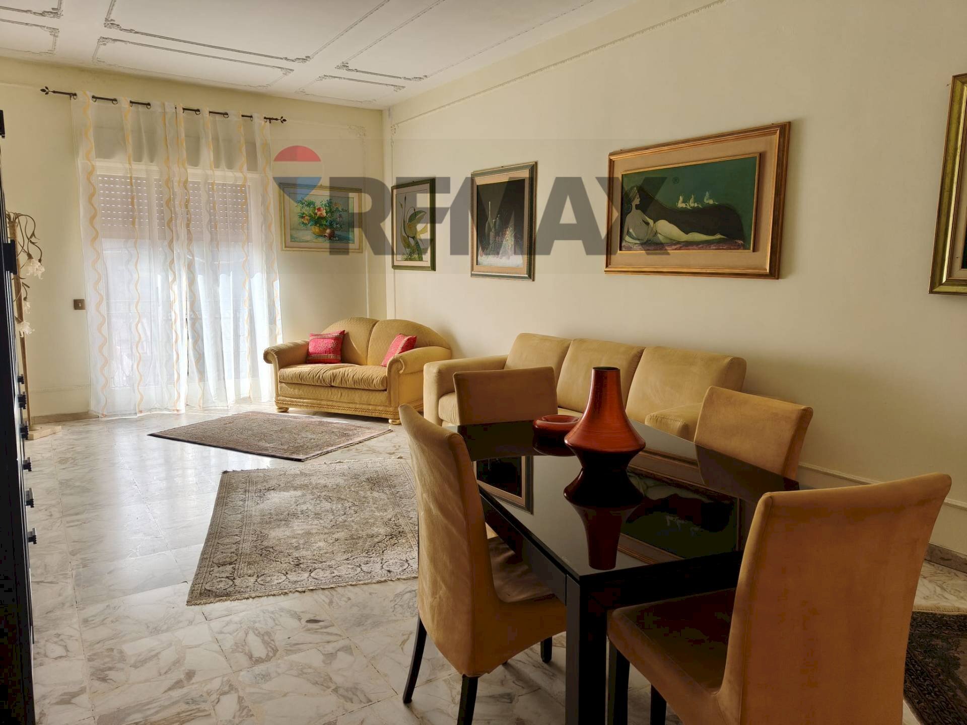 Sala da pranzo - Quadrilocale Via Rua Di Sotto
 
69, San Gregorio di Catania - foto 1