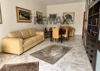 Sala da pranzo - Quadrilocale Via Rua Di Sotto
 
69, San Gregorio di Catania - foto 3