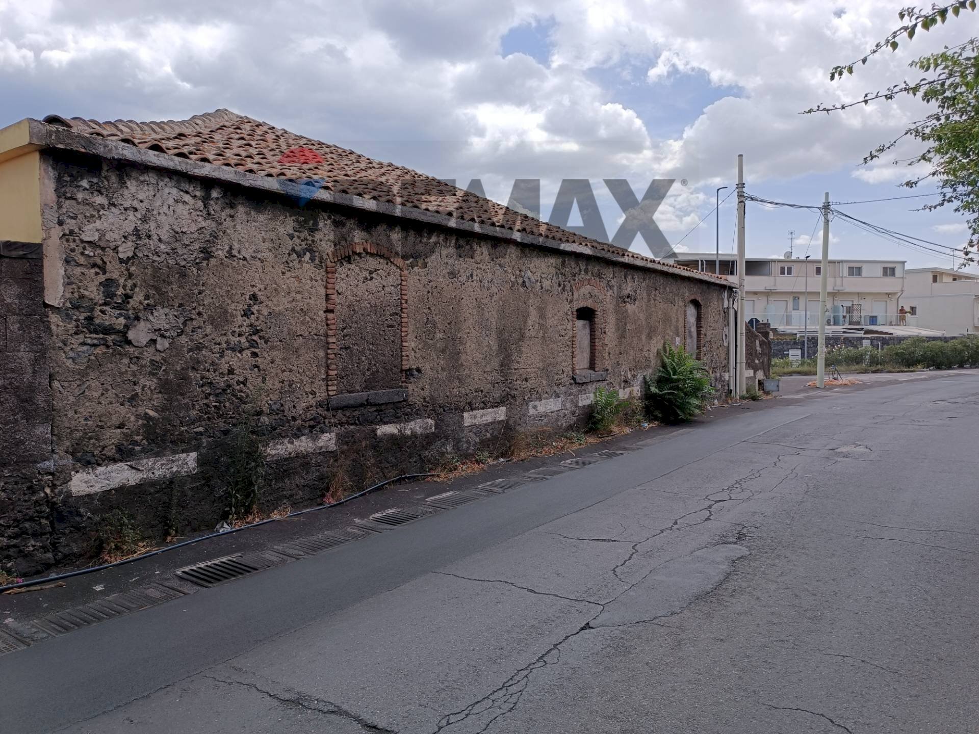 Edificio all\'aperto - Rustico Via Sgroppillo
 
268, Catania - foto 3