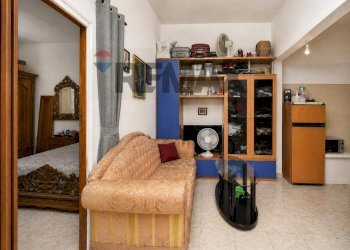 Soggiorno - Cellar / Attic Via Raciti
 
4/A, Catania - photo 21
