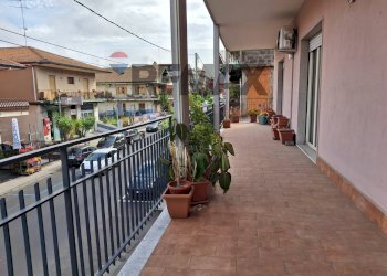 Balcone - Four-room apartment Via Vincenzo Bellini
 
68, Valverde - photo 7