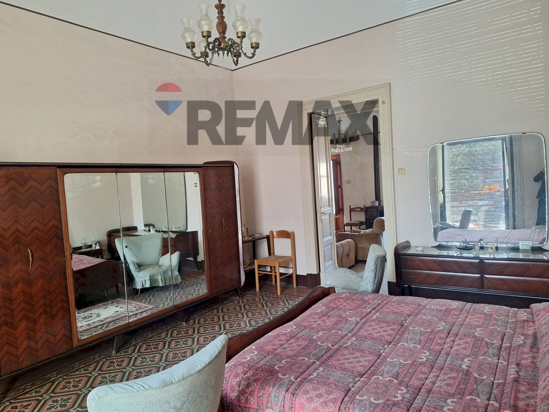 Camera / camera da letto - Semi-detached house Via Etnea
87-89, Mascalucia - photo 3