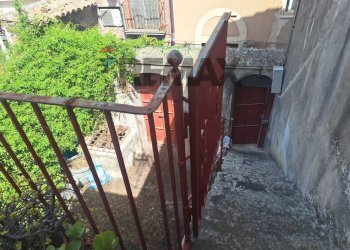 Balcone - Semi-detached house Via Etnea
 
87-89, Mascalucia - photo 12