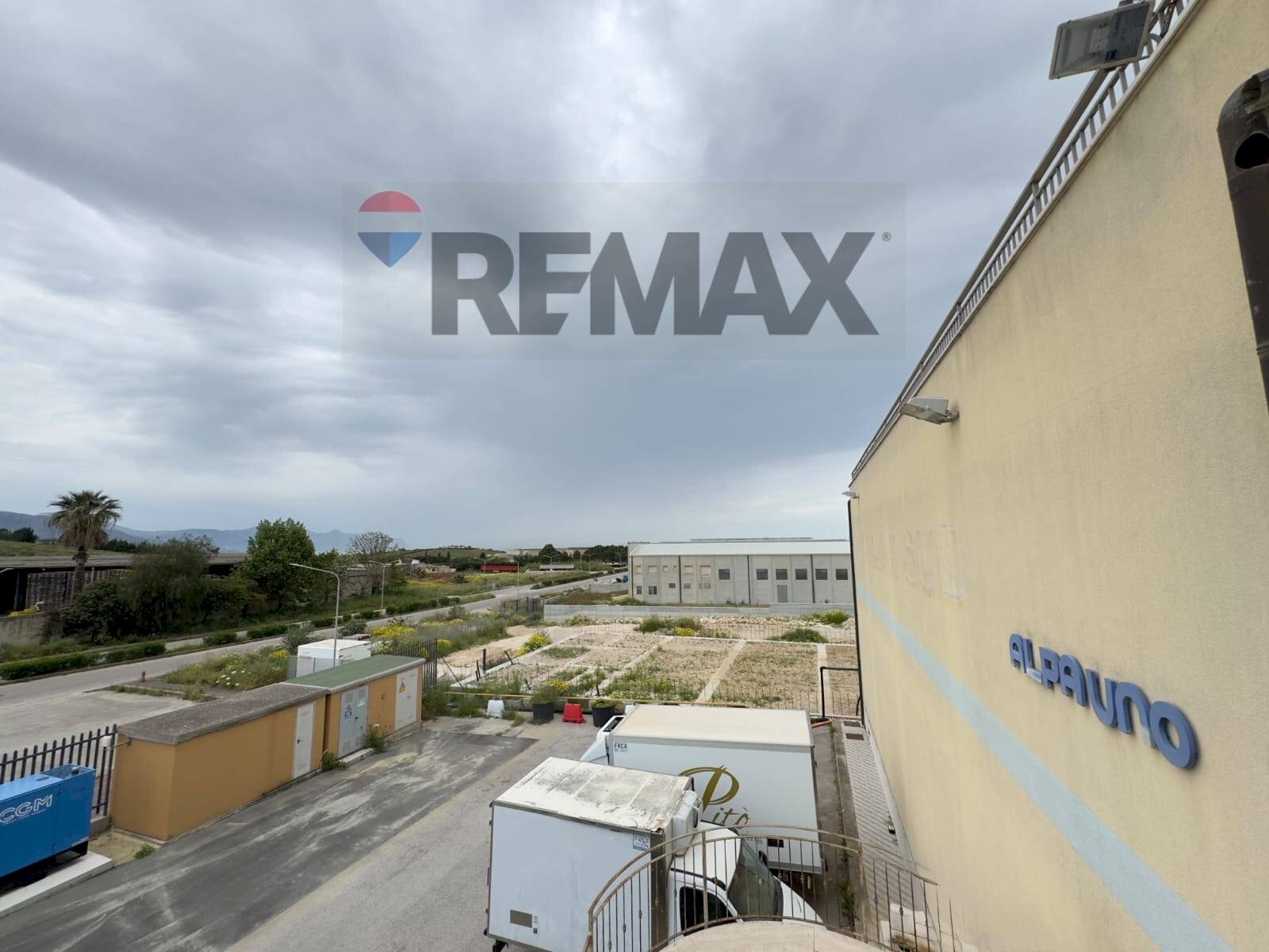 Edificio all\'aperto - Commercial Premises Contrada Vallenuccio/C.da Sasi
 
snc, Alcamo - photo 1