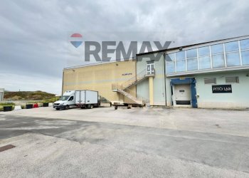 Edificio all\'aperto - Commercial Premises Contrada Vallenuccio/C.da Sasi
 
snc, Alcamo - photo 9