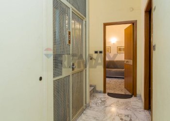 Hall / corridoio - Two-room apartment Via Muscatello
 
18, Catania - photo 9