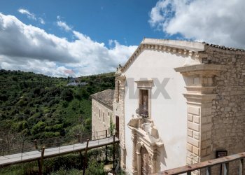 Casa all\'aperto - Semi-detached house via torrenuova
 
35-37-39, Ragusa - photo 16
