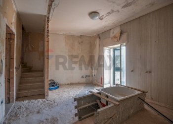 Stanza vuota - Semi-detached house via torrenuova
 
35-37-39, Ragusa - photo 23