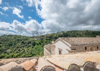 Casa all\'aperto - Semi-detached house via torrenuova
 
35-37-39, Ragusa - photo 30