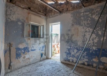 Stanza vuota - Semi-detached house via torrenuova
 
35-37-39, Ragusa - photo 32