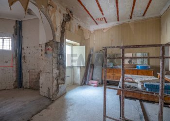 Camera / camera da letto - Semi-detached house via torrenuova
 
35-37-39, Ragusa - photo 34
