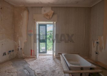 Bagno - Semi-detached house via torrenuova
 
35-37-39, Ragusa - photo 35
