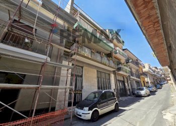 Edificio all\'aperto - Appartamento Via Dei Mille
 
95-97, Misterbianco - foto 1