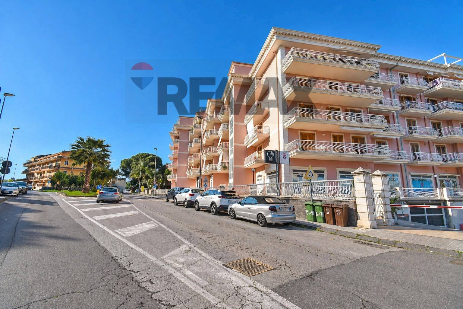Edificio all\'aperto - Appartamento Via Cervo
46, Acireale - foto 3