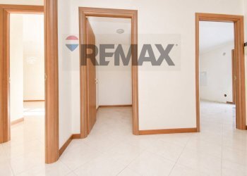 Hall / corridoio - Appartamento Via Cervo
 
46, Acireale - foto 16